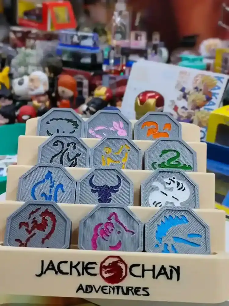 Baka Store display shelf