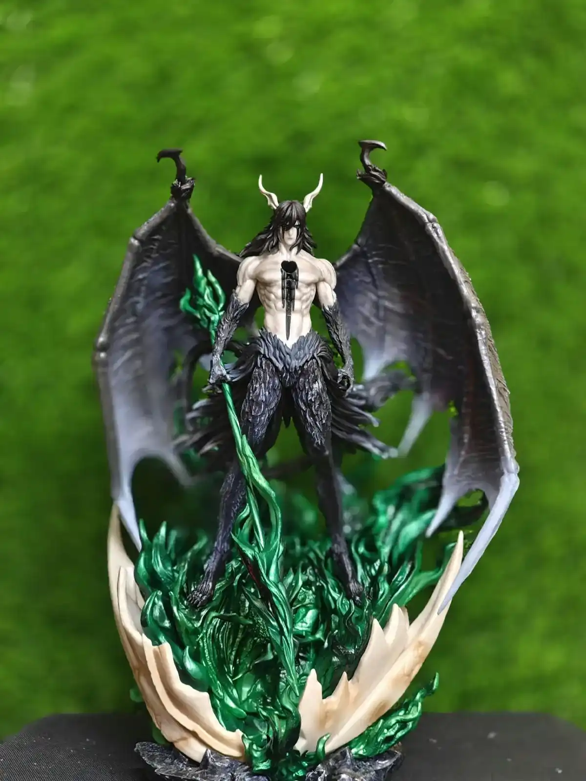 Ulquiorra Cifer Collectible Figure | Bleach Anime Statue