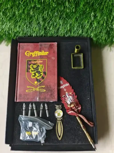 Harry Potter Gryffindor Deluxe Stationery
