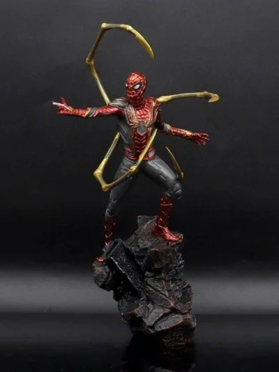 Iron Spider "Endgame Battle" Statue