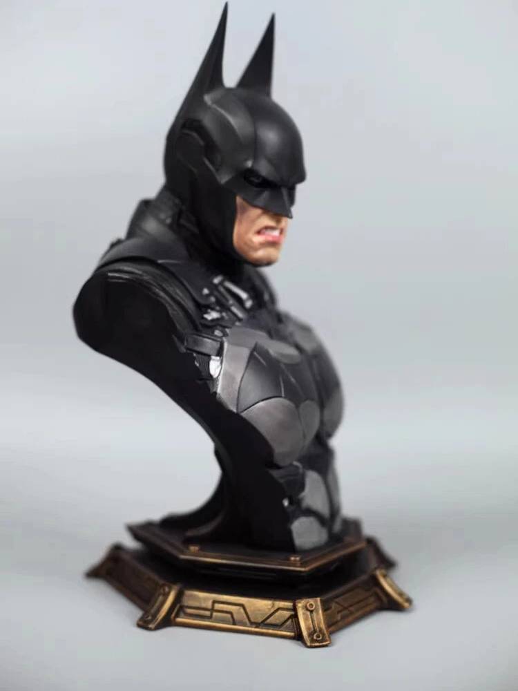 Batman "Arkham Knight" Interchangeable Head Bust - Image 3