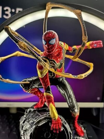 Spidy on the Machine 18cm Figure (Polypack)
