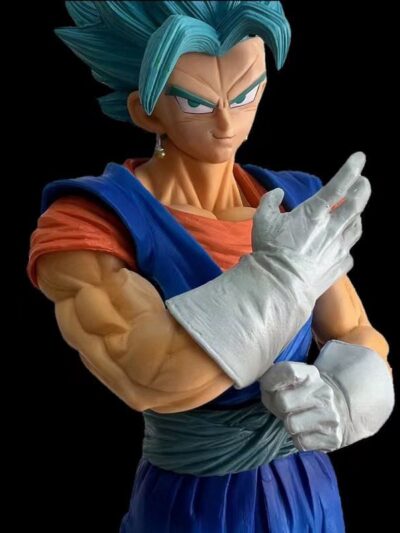 Vegeta Giant Figure - Blue Hair