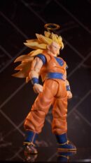 Super Saiyan 3 Goku Action Figure - Dragon Ball Z Figuarts Style