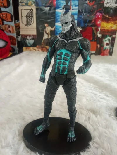 kaiju no. 8 figure product photo