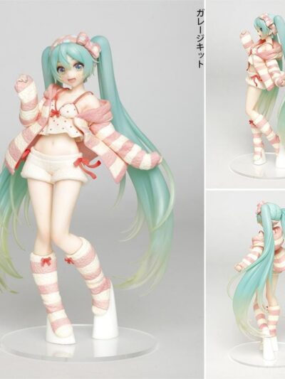TAITO Hatsune Miku Figure Costumes Room Wear Ver 18Cm