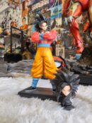 Goku Super Saiyan 4 Figure 32cm with Spare Head - Dragon Ball GT